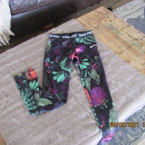 Nike Pro Running Pants - SUPER CUTE TROPICAL